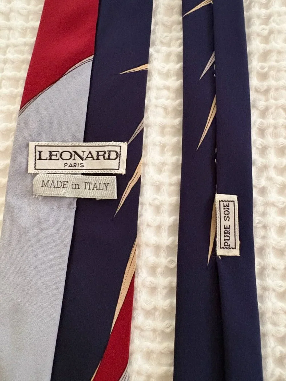 Leonard men's silk tie